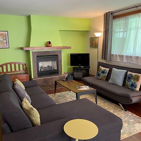 Condo Jardins Du Village Монт-Тремблант Екстериор снимка